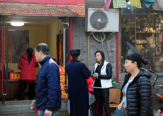 北京算命一條街 算命看相起名都是騙人行為
